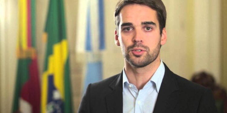 O candidato a governador do RS, Eduardo Leite