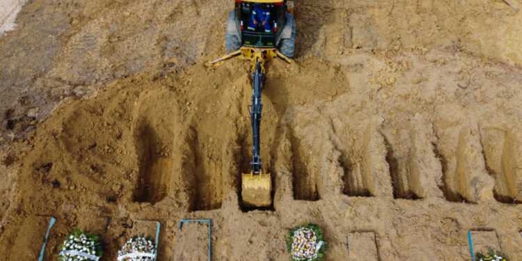 Manaus, Brazil.  Janeiro de 2021 (Photo by Michael DANTAS / AFP)