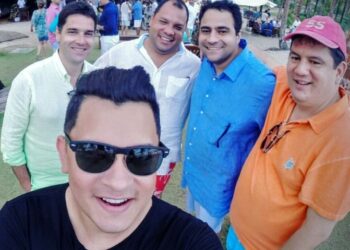 Ari Coutinho Junior no casamento da filha de Eduardo Braga, em Trancoso (BA) | Imagens: Divulgação/Redes Sociais