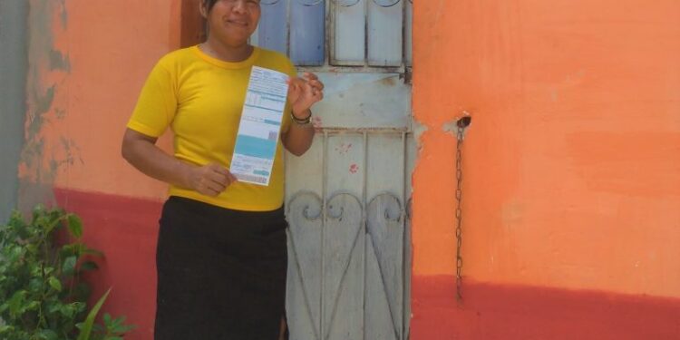 Marlene Santos – moradora do bairro Jorge Teixeira e beneficiada com a Tarifa Social