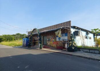 Comércio onde ocorreu o crime, em Manaus