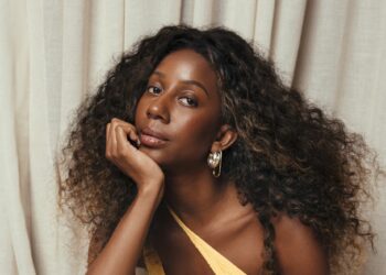 A apresentadora do programa não detalhou o que aconteceu, mas disse que Camilla não tratou muito bem a equipe de profissionais do TV Fama. Camilla ficou em segundo lugar no Big Brother Brasil deste ano. Foto: Reprodução/Internet