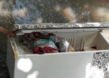 Restos mortais de um corpo estavam dentro de uma geladeira que foi jogada no igarapé, no São José, Zona Leste. Foto: Divulgação