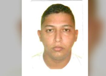 Josinaldo Bentes de Aquino, 33, se envolveu no crime no dia 11 de setembro deste ano, no conjunto Eldorado. Informações sobre o paradeiro dele podem ser repassadas à PC de forma anônima pelo disque-denúncia (92) 98476-0984, do 1º DIP, ou pelo 181.
