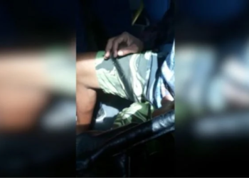 Vítima conseguiu perceber o que estava acontecendo e ainda pediu ajuda, mas nada foi feito. Foto: Reprodução