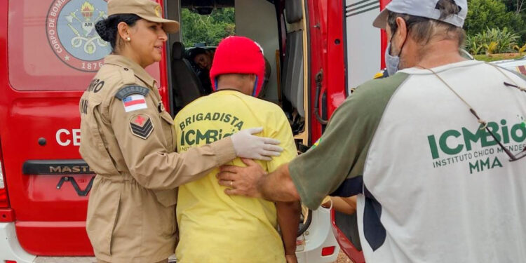 Funcionários, de 40 e 50 anos, foram encontrados por moradores da região. Foto: Divulgação/SSP-AM