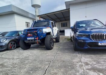 Foram apreendidos cinco veículos de luxo, avaliados em R$ 6 milhões. Foto: Erlon Rodrigues - PC/AM - Divulgação