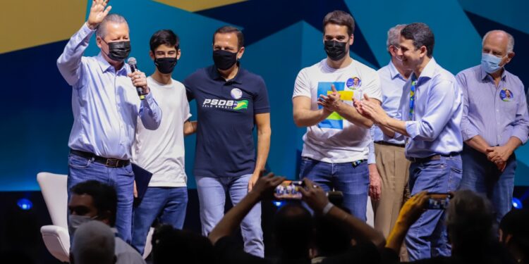 Arthur Virgílio disse que independente do resultado já se considera vitorioso. Foto: Karla Vieira/Assessoria AVN - Divulgação