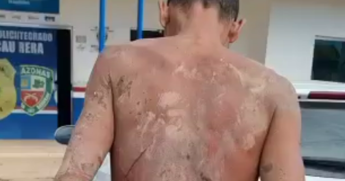 O primeiro a ser liberado foi 'Jacaré'. Ele e a outra vítima foram levados ao hospital. Foto: Divulgação