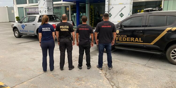 Operação acontece desde as primeiras horas da manhã em Manaus e simultaneamente também no estado de Mato Grosso. Foto: Divulgação