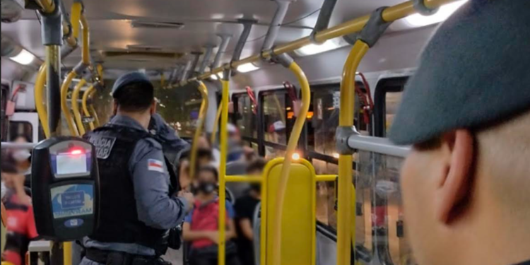 A ocorrência foi conduzida para o 1° Distrito Integrado de Polícia (DIP). Foto: Divulgação/PMAM