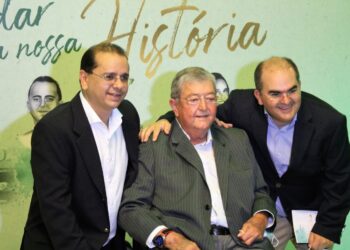 Todos os membros da família Nicolau estiveram presentes em noite muito significativa para o Grupo Samel. Foto: Divulgação