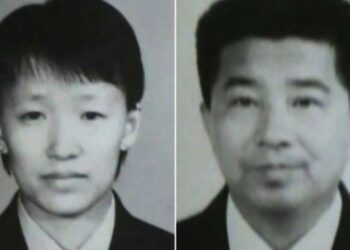 Yang Xiangbin (à esquerda), ou simplesmente Deng, e Zhao Weishan, fundador da seita, que seria seu namorado. Foto: Reprodução/Internet