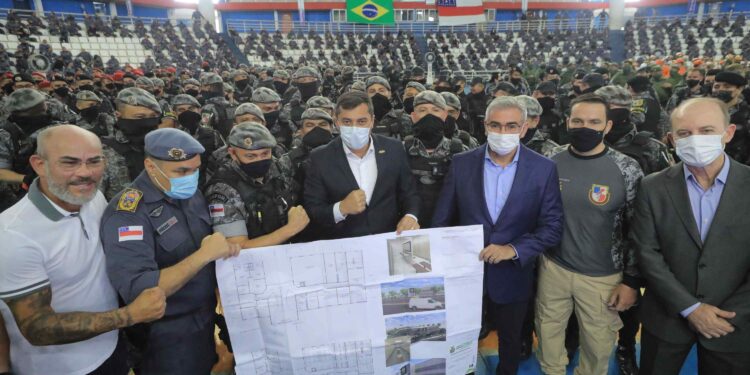 Situado na Zona Leste de Manaus, o novo prédio tem espaço para treinamento, academia e quadra poliesportiva. Foto: Bruno Zanardo e Diego Peres/Secom
