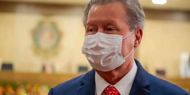 O ex-prefeito encerra a prestação de contas dos seus oito anos de mandato frente à Prefeitura de Manaus, todas aprovadas. Foto: Karla Vieira / Assessoria AVN