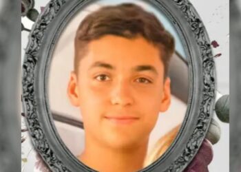 O adolescente foi aremessado. Foto: Reprodução/Internet