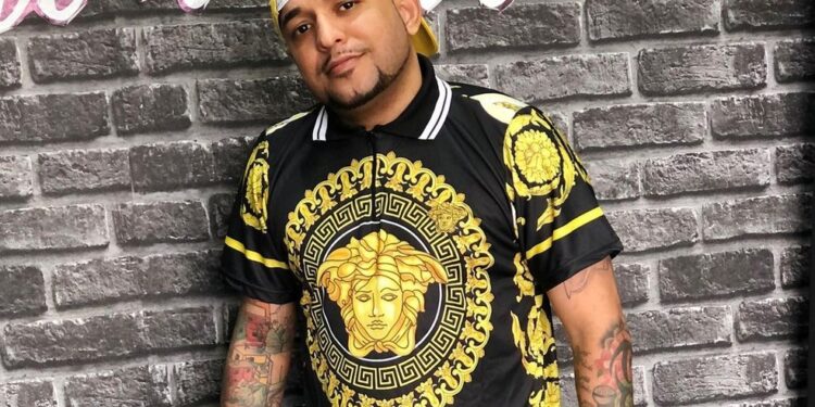 O artista foi morto durante o show. Foto: Reprodução/Internet