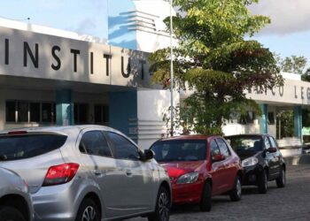 O corpo foi removido para o Instituto Médico Legal (IML). Foto: Divulgação/SSP-AM