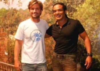 Personagens de Cláudio Heinrich e Deo Garcez dariam beijo em 'Os Mutantes: Caminhos do Coração'. Foto: Reprodução/Internet