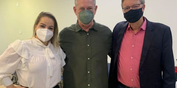 Carol Braz e Luiz Castrose filiaram e oficializaram candidaturas. Foto: Reprodução