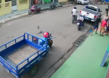 Câmeras de segurança flagraram o roubo em plena luz do dia. Foto: Reprodução