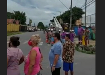 Moradores reclamavam do serviço da empresa. Foto: Reprodução