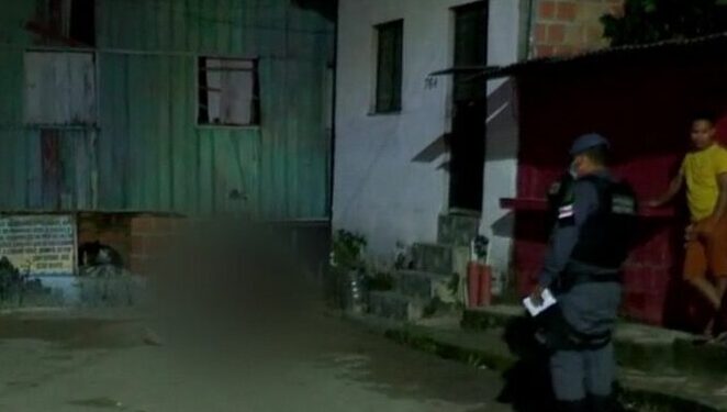 O homem foi executado assim que saiu do carro. Moradores não o conheciam. Foto: Divulgação