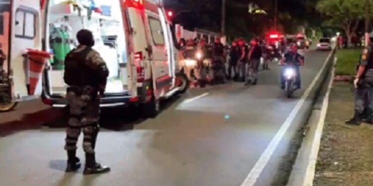 O acidente aconteceu na madrugada. Foto: Divulgação