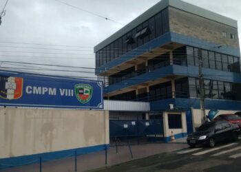 Pais reclamam que direção informou que não havia prédio para comportar todos os alunos. Foto: Divulgação/Seduc