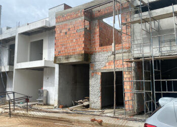 Algumas obras estão incabadas e clientes não conseguem respostas. Foto: Divulgação