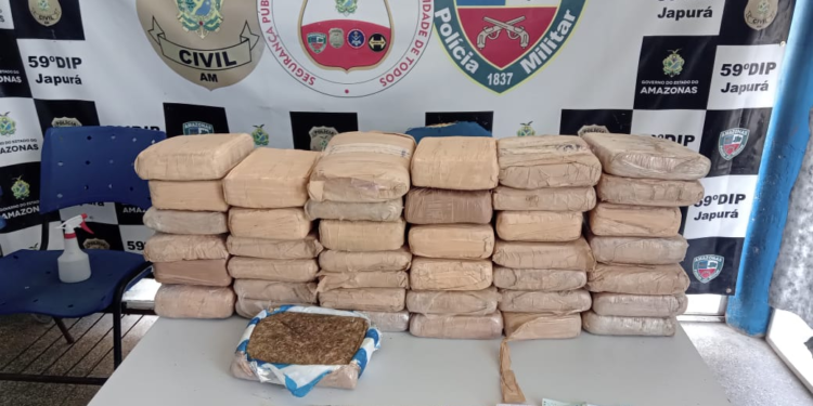 Suspeitas foram detidas ainda no aeródromo de Japurá. Foto: Divulgação/PC-AM