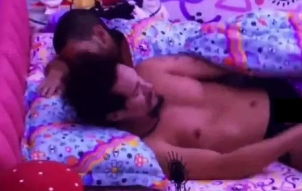 Momento foi flagrado pelas várias câmeras do programa. Foto: Reprodução