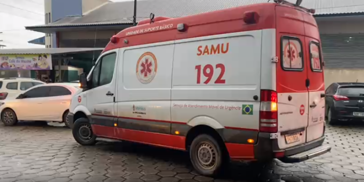 As vítimas foram levadas para o Hospital e Pronto Socorro Platão Araújo. Foto: Reprodução