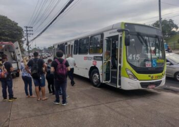 O crime aconteceu na avenida Torquato Tapajós, na manhã desta terça-feira (15). Foto: Divulgação