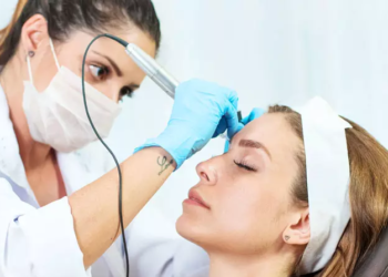 O edital tem 245 vagas gratuitas em oficinas profissionalizantes, voltadas ao público feminino, em alusão ao Dia Internacional da Mulher. Foto: Reprodução/Internet