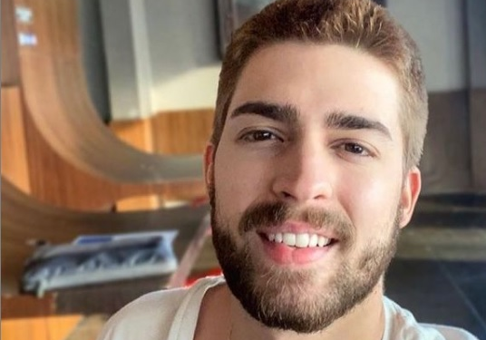 O estudante era estudante de medicina e encontra-se foragido. Foto: Reprodução