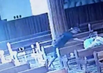 O crime foi filmado por câmera de segurança da igreja. Foto: Reprodução