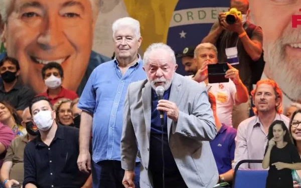 O evento aconteceu em Curitiba, nesta sexta-feira (18). Foto: Reprodução/PT