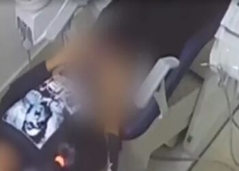 O homem só não sabia que estava sendo filmado. Foto: Reprodução