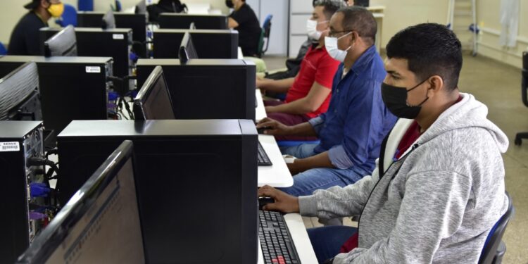 Inscrições começam nesta quarta-feira (20/04). Foto: Drance Bonfim/Seduc-AM