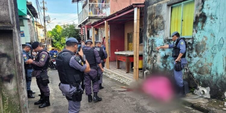 Na Compensa, uma mulher foi morta a tiros no beco das Flores. Foto: Divulgação