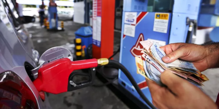 O aumento, segundo a ANP, representa uma alta de 0,70% em relação a semana anterior. Foto: Reprodução/Internet