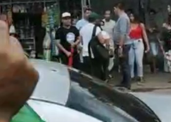 Grupo foi hostilizado por apoiadores de Jair Bolsonaro. Foto: Reprodução