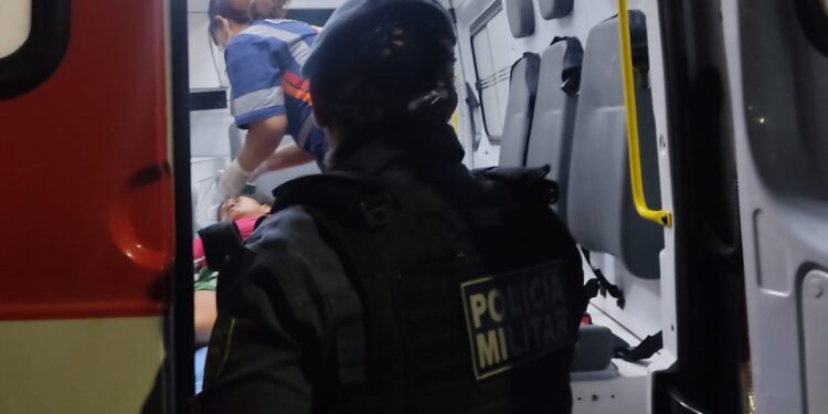 Equipe da 13ª Cicom realizou primeiros socorros. Foto: Divulgação/PMAM