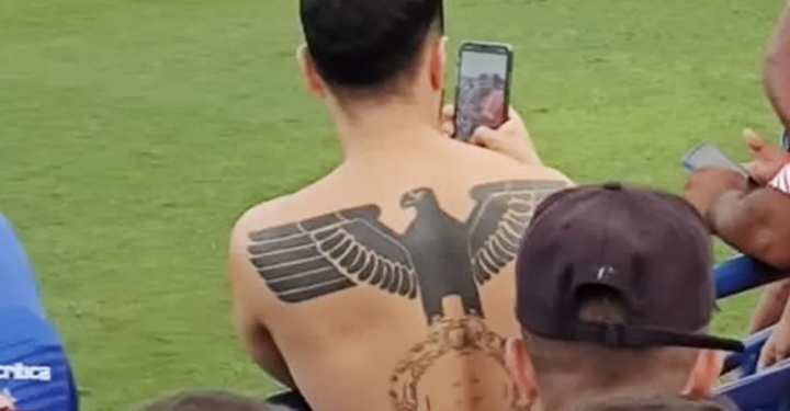 O homem ainda não foi identificado pelas autoridades. Foto: Reprodução