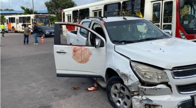 O crime aconteceu na tarde desta terça-feira (12), no meio de via movimentada na Zona Leste. Foto: Reprodução