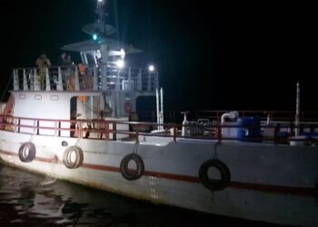 Os assaltantes dispararam tiros contra a tripulação do transportador. Foto: Divulgação