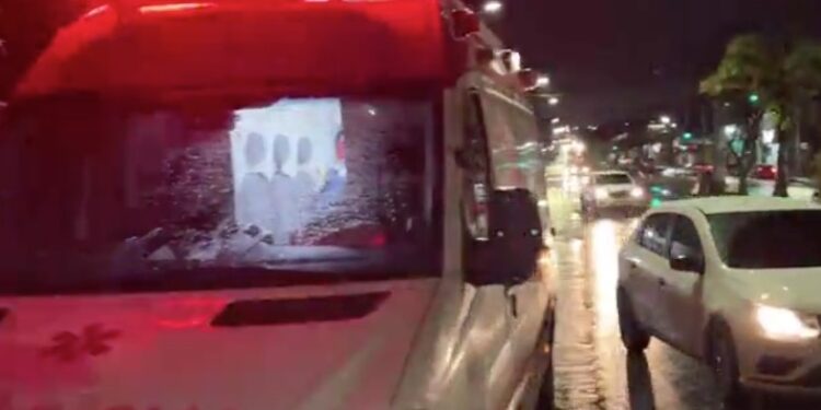 O acidente aconteceu na noite desta terça-feira (17). Foto: Divulgação