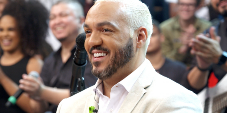 O cantor desistiu de disputar as eleições. Foto: Reprodução/Internet