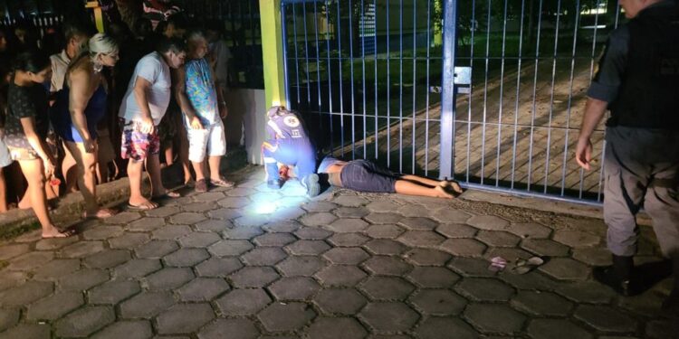 O jovem chegou a ser atendido pelo Samu, mas já estava morto. Foto: Divulgação